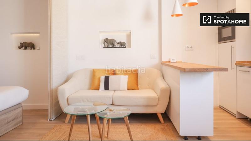 Foto 4b514a7a-c80c-4321-a2b7-eeebcf0c7726. Alquiler piso estudio en alquiler en argelles, en Madrid
