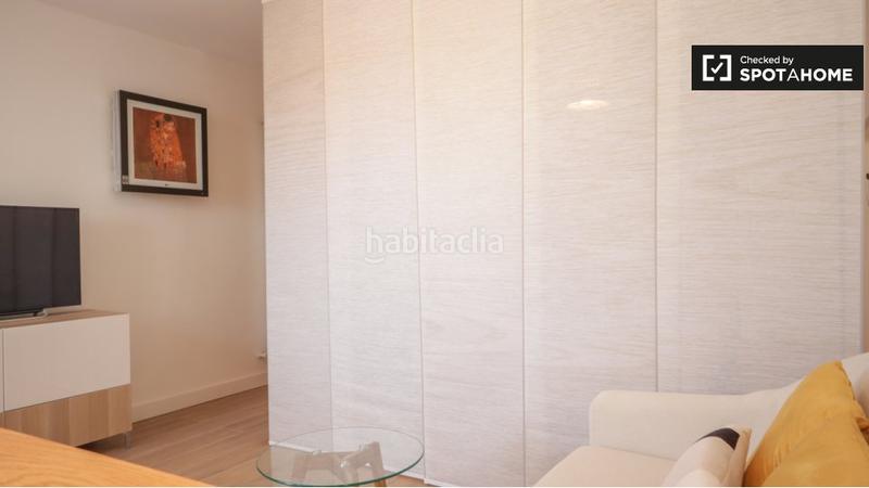 Foto b8e1314f-7a92-483c-95b4-cd9ba5bf7490. Alquiler piso estudio en alquiler en argelles, en Madrid