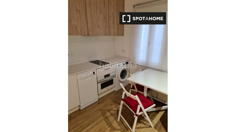 Foto abbdc4ee-3385-4360-bd04-7d3e1c590358. Alquiler piso apartamento de 2 dormitorios en alquiler en Madrid