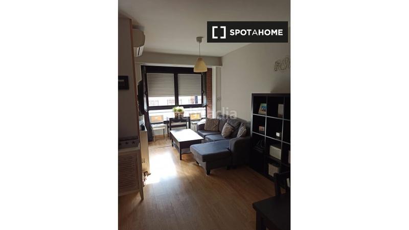 Foto 24c62cf9-cd83-4800-833c-e9a744008744. Rent flat with heating in Gaztambide Madrid