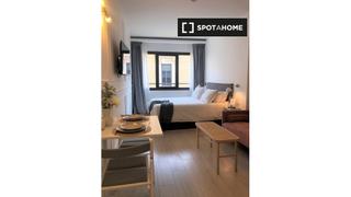 Location Appartement à Recoletos. Estudio de lujo en recoletos madrid con vistas al nacional