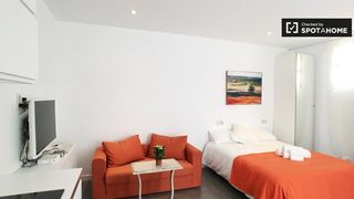 Rent Flat in Justicia-Chueca. Moderno estudio en alquiler en chueca, madrid