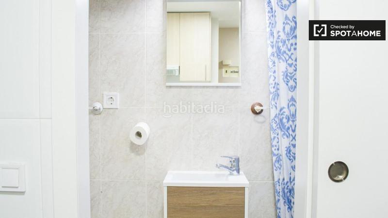 Foto b26976e5-bc52-4a10-b8f8-1e57d70a3f58. Alquiler piso estudio con aire acondicionado en alquiler en imperial, en Madrid