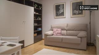 Location Appartement à Embajadores-Lavapiés. Apartamento de 1 dormitorio en alquiler en la latina, madrid