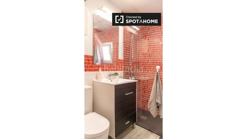 Foto 7147e519-817c-42c3-9266-44259b36bfc0. Miete etagenwohnung mit heizung in Numancia Madrid