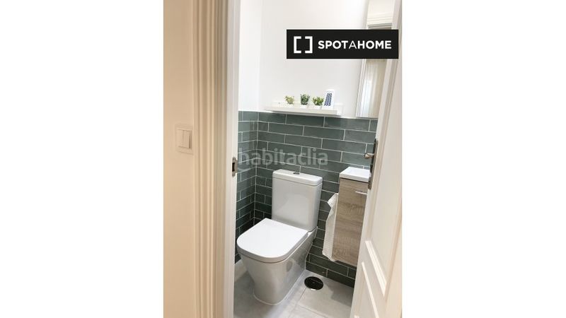 Foto 5ced07e9-7168-44e0-8c59-0b47b3ceaae1. Rent flat with heating in Jerónimos Madrid