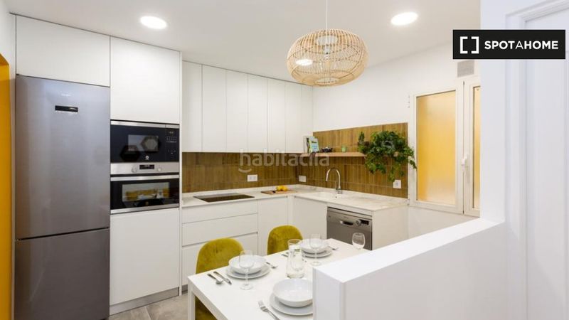Foto c52189fb-69b8-4228-b92b-e25347bc6c7d. Rent flat with heating in Jerónimos Madrid