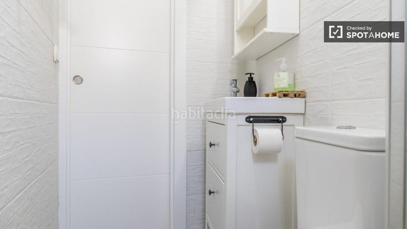 Foto 8e833494-1954-48b5-8722-2c9c93ef25a7. Alquiler piso apartamento de 1 dormitorio en alquiler en chueca, en Madrid