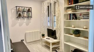 Miete Etagenwohnung in Cortes-Huertas. Estudio en alquiler en cortes, madrid