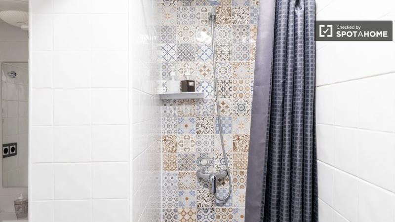 Foto 12921924-3a1d-4730-be29-1e5dfa93c26d. Alquiler piso apartamento de 1 dormitorio en alquiler en Numancia, en Madrid