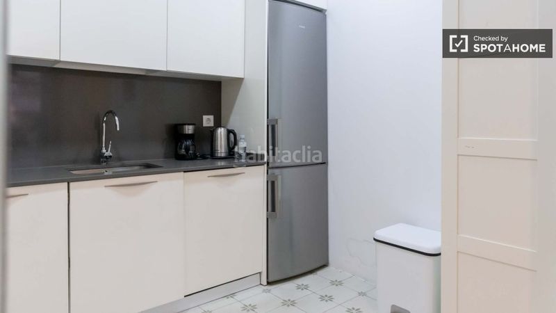 Foto 64bd3693-bea1-4da9-ba1f-c883e00e61ee. Lloguer pis amb calefacció a Almagro Madrid