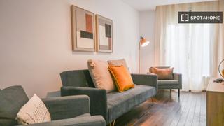 Miete Etagenwohnung in Ríos Rosas-Nuevos Ministerios. Apartamento de 2 dormitorios en alquiler en ríos rosas, madrid