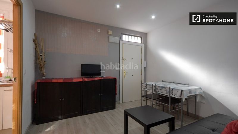 Foto eaa39076-f198-4c68-8e1d-708b394224b3. Rent flat with heating in Numancia Madrid