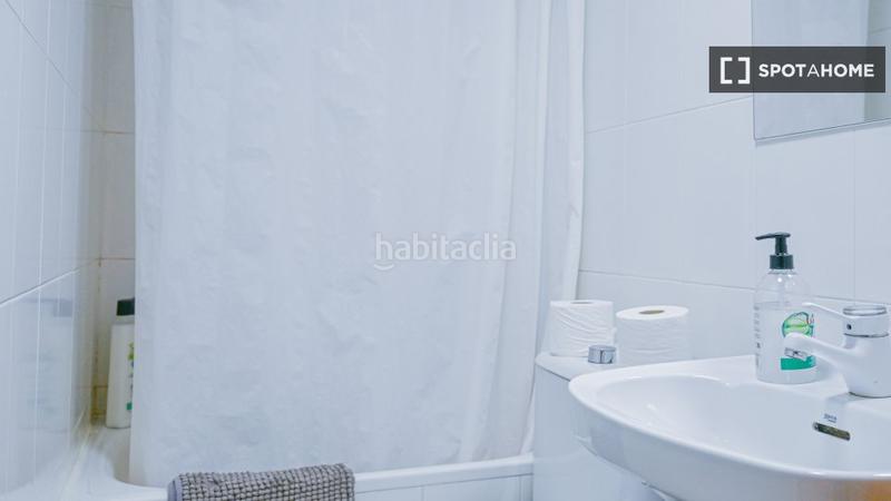 Foto 00ade5cd-befb-491d-9eda-395528dd3544. Alquiler piso estudio en alquiler en embajadores, en Madrid