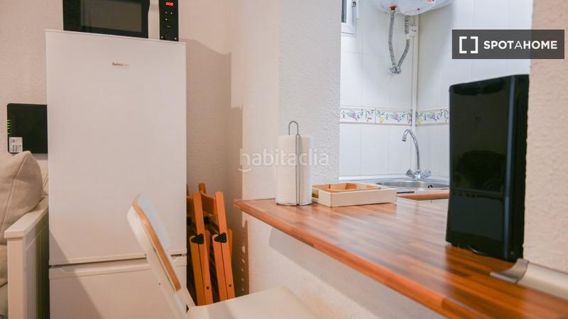 Foto 9f53d336-11db-42ac-a796-73c7d4a4e0c3. Alquiler piso estudio en alquiler en embajadores, en Madrid