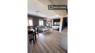 Affitto Appartamento in Moscardó. Estudio en alquiler en moscardó, madrid