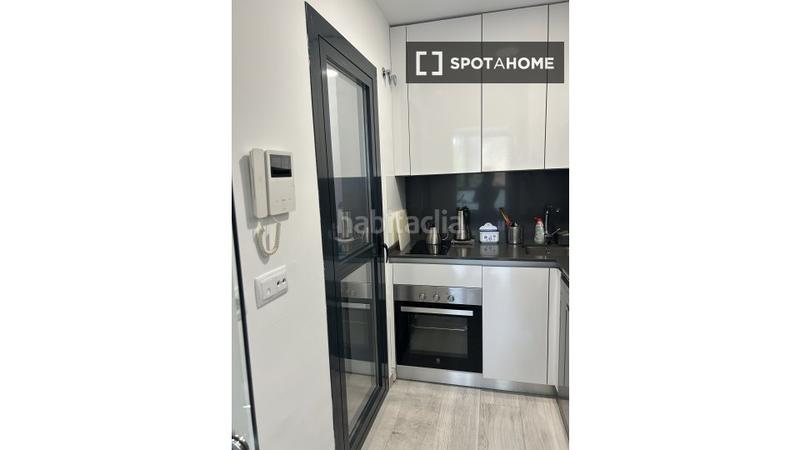 Foto 53c281c8-6cc0-4c25-86a9-921a448e544c. Alquiler piso se alquila monoambiente en cdad. lineal, en Madrid