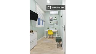 Etagenwohnung in Universidad-Malasaña