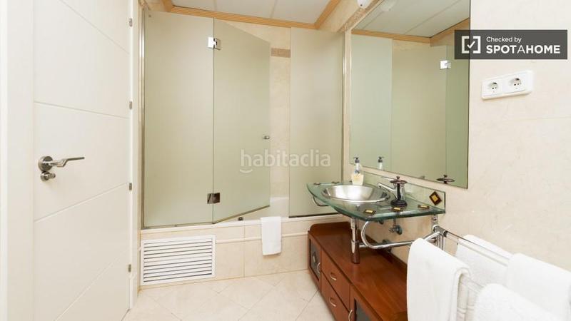 Foto b2784a38-5ea5-4212-ab14-78d998697982. Rent flat with heating in Sol Madrid