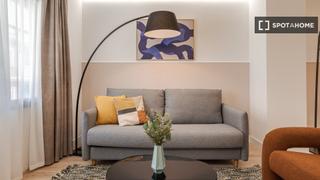 Rent Flat in Castilla. Piso en alquiler en castilla, madrid.