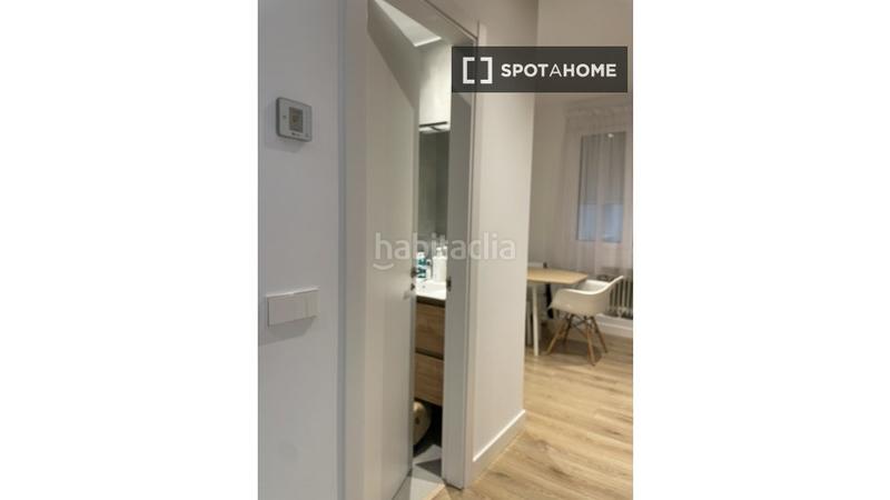 Foto c3d1a970-96b3-4a22-b90d-4e83fd9846e3. Alquiler piso estudio en alquiler en argelles, en Madrid