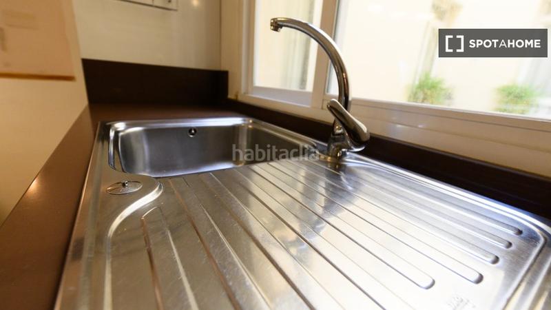 Foto 60c43048-9539-4b44-80af-51a7ed05d588. Alquiler piso apartamento de 3 dormitorios en alquiler en centro, en Madrid