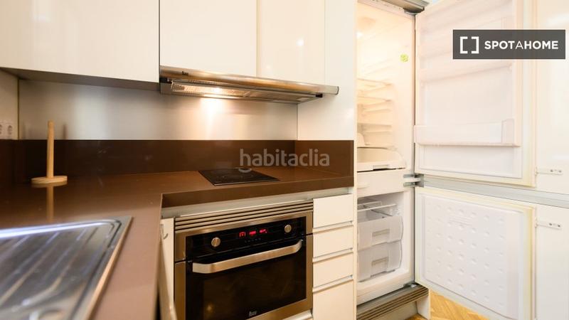 Foto c6582ef6-0311-48af-bab4-3faef1e21b3d. Location appartement avec chauffage dans Sol Madrid