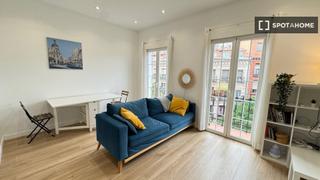 Lloguer Pis a Pacífico. Piso de 2 habitaciones en alquiler en pacífico, madrid