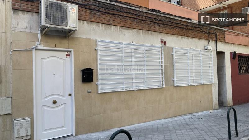 Foto 98b7c0d1-21f1-4c25-975d-921a2251f961. Rent flat with heating in Colina Madrid