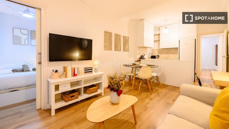 Foto 6ef795a9-5587-445b-a92a-c410a5605a03. Alquiler piso apartamento de 2 dormitorios en alquiler en argelles, en Madrid