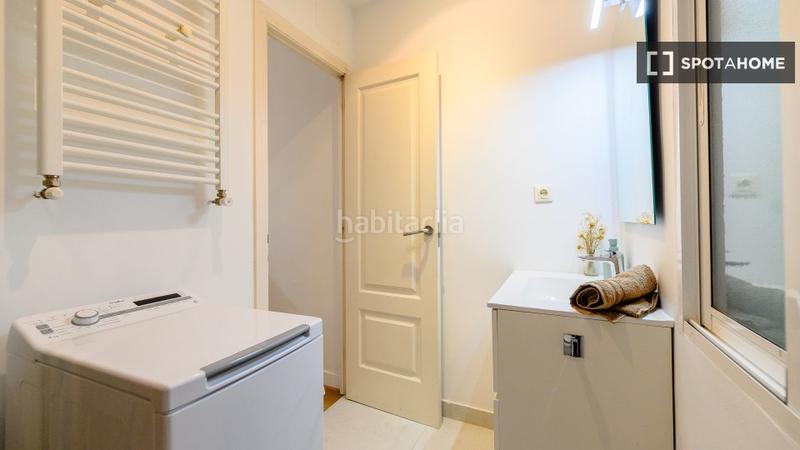Foto e88da31c-f339-4cc2-8ec9-27c51e698b90. Alquiler piso apartamento de 2 dormitorios en alquiler en argelles, en Madrid