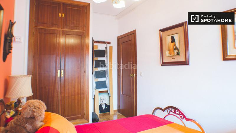Foto b2d00b5a-26f0-4619-85f1-6f5e887fe6bc. Alquiler piso apartamento de 3 dormitorios con aire acondicionado en alquiler en retiro, en Madrid