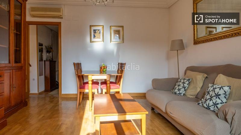 Foto 2b5af5f3-3d8c-4ffc-8175-c6fe2624c972. Location appartement avec chauffage dans Sol Madrid