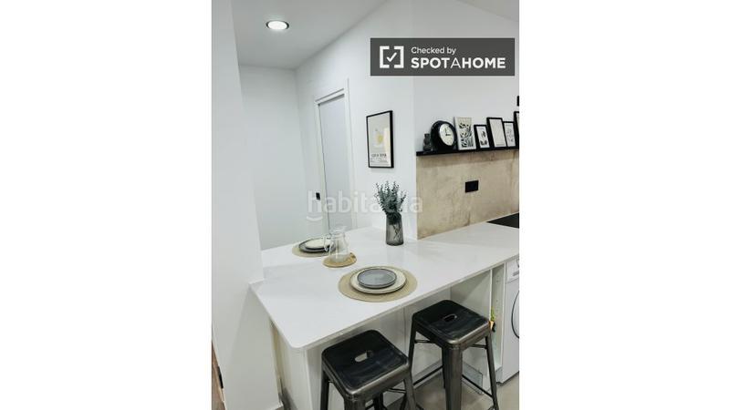 Foto 8ee0ad41-7878-4a11-bfdc-3f449f392314. Alquiler piso  de 1 dormitorio en alquiler en Palos de Moguer, en Madrid
