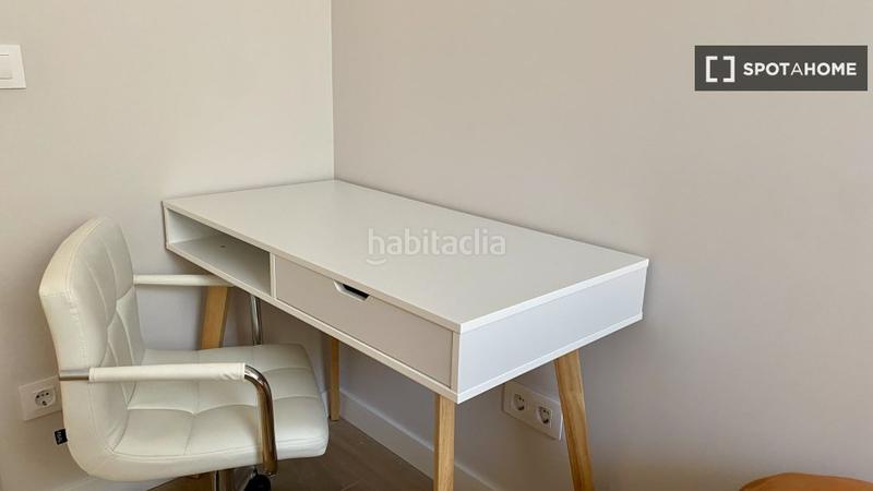 Foto a7e1fa6b-6fc9-48d5-8c5a-0a3334a000ee. Alquiler piso apartamento de 2 dormitorios en alquiler en tetuan, . en Madrid