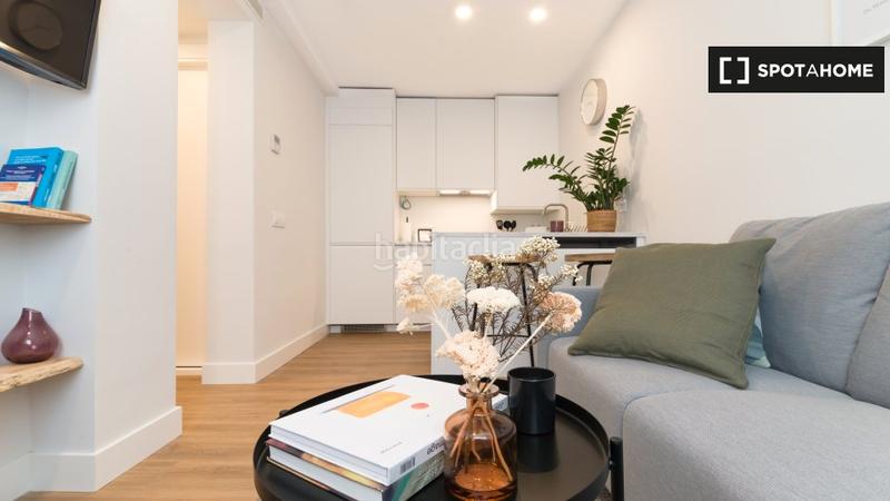 Foto 134c014b-771f-442b-9c5a-43ac4f140071. Alquiler piso apartamento de 2 dormitorios en alquiler en atocha, en Madrid