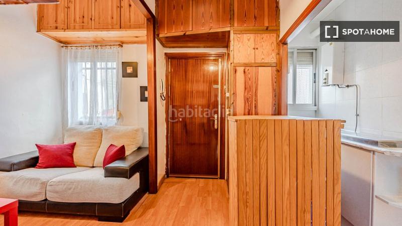 Foto 4c617ed8-b984-479b-aeff-a0af70261630. Rent flat with heating in San Diego Madrid