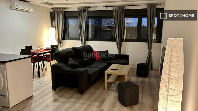Foto 166d0ffb-f19b-49e2-9ce2-05d3e9b1beef. Alquiler piso apartamento de 1 dormitorio en alquiler en Peñagrande, en Madrid