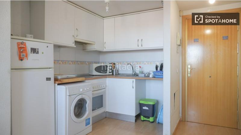 Foto 1947b111-6c41-41e2-9535-dd69ec285427. Alquiler piso apartamento de 3 dormitorios en alquiler en Valdeacederas, en Madrid