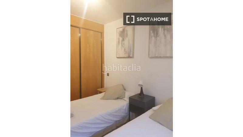 Foto d4502d7d-63a3-4a24-8126-2a0c9ba1a056. Rent flat with heating in Berruguete Madrid