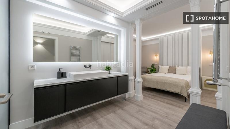 Foto d2f7dca4-77c2-4ce2-8b34-9f51b8c8b9d2. Alquiler piso apartamento de 2 dormitorios en alquiler en justicia, en Madrid