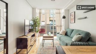 Lloguer Pis a Valdeacederas. Apartamento de 1 dormitorio en alquiler en valdeacederas, madrid