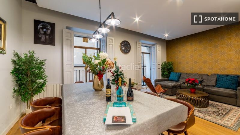 Foto 639c90df-a471-44b3-8522-2a2f4dd7ceab. Alquiler piso  de 5 habitaciones en alquiler en embajadores, en Madrid