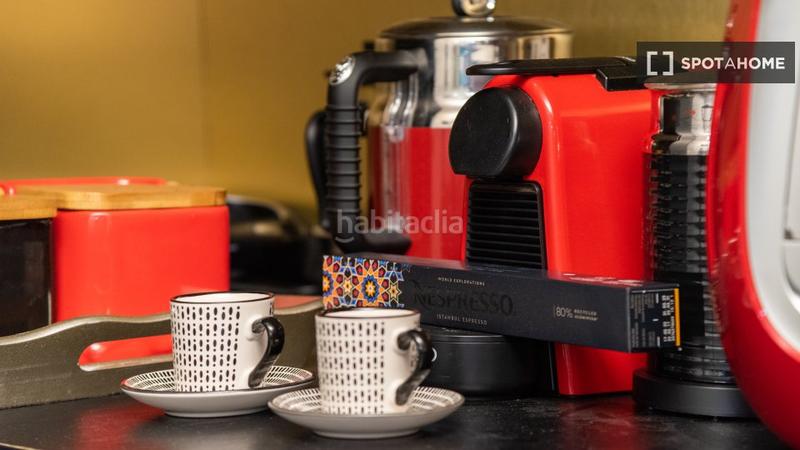 Foto 81a57700-9b0e-43b9-9b5d-ac5180d6e29b. Alquiler piso  de 5 habitaciones en alquiler en embajadores, en Madrid