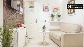 Rent Flat in Chopera. Piso de 2 habitaciones en alquiler en chopera, madrid