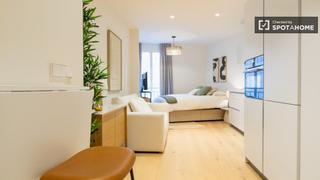 Rent Flat in Goya. Estudio en alquiler en salamanca, madrid