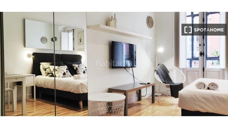 Foto 03811b79-5291-498d-bead-764d5ec00bca. Alquiler piso estudio en alquiler en universidad, en Madrid