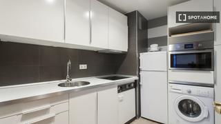 Affitto Appartamento in Universidad-Malasaña. Estudio en alquiler en universidad, madrid