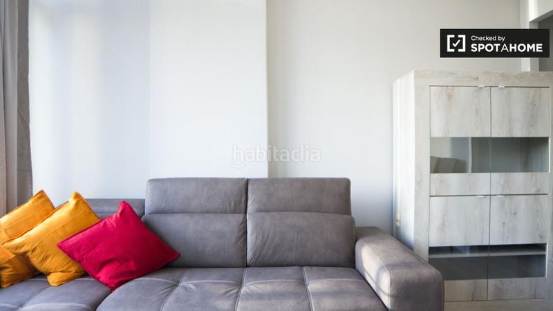 Foto 04bb67a9-b14f-4309-b12f-c3732f85f4c0. Alquiler piso estudio en alquiler en príncipe pío, en Madrid