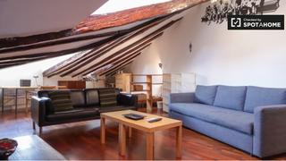 Alquiler Piso en Palacio. Apartamento de 1 dormitorio en alquiler en palacio, madrid